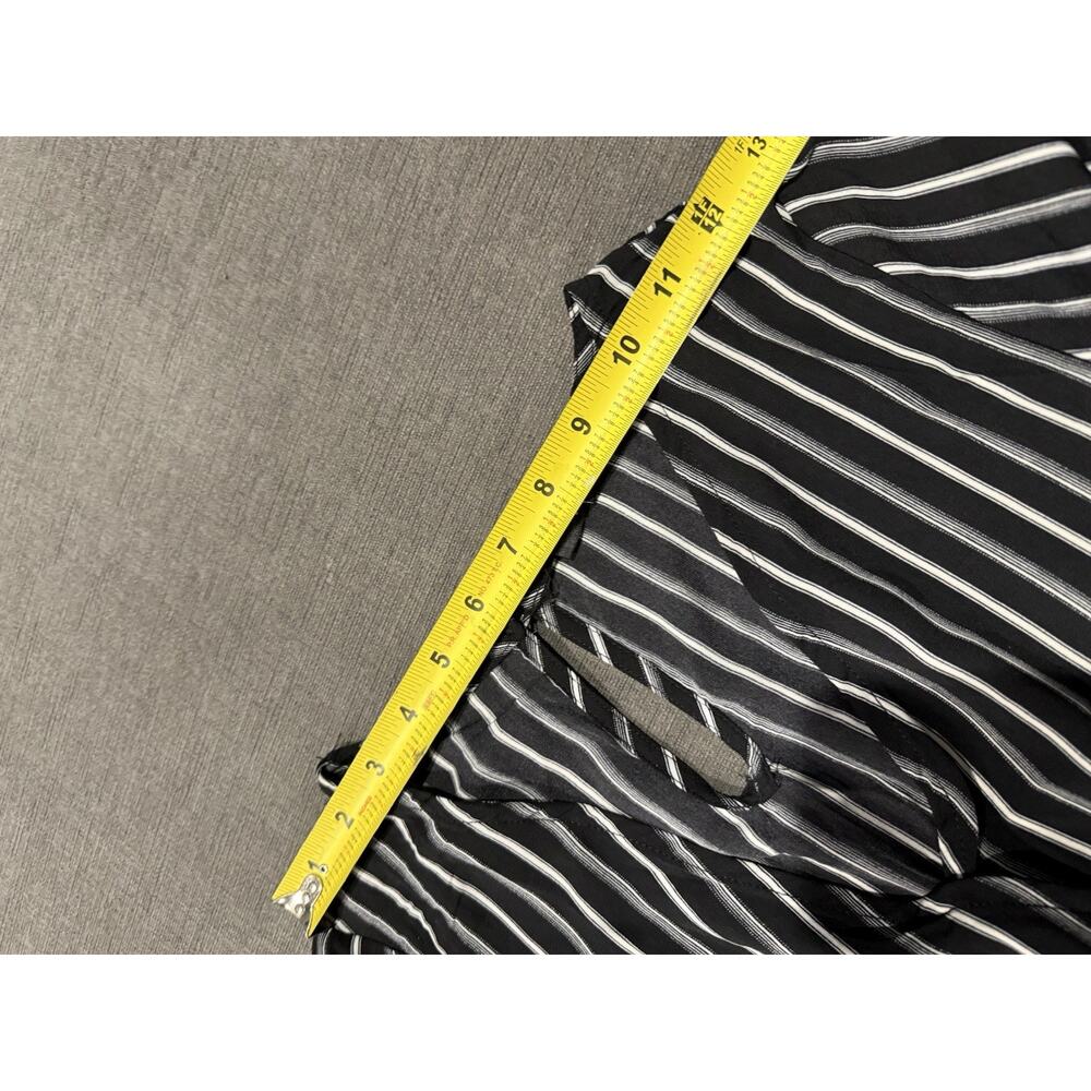 Iris Small Black White Pin Striped Jumpsuit Romper 3/4 Sleeves Straight Leg NWOT - Picture 5 of 13